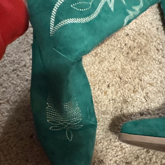 Green Suede Western Boots - Picture 4 of 4